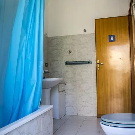 波尔塔努尔瓦住宿加早餐旅馆 2* 巴勒莫