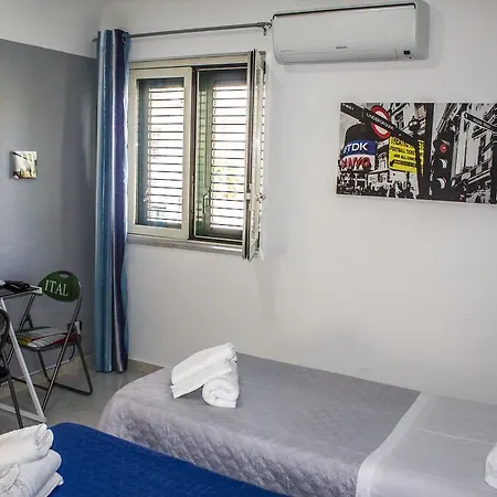 住宿加早餐酒店 波尔塔努尔瓦住宿加早餐旅馆 2*